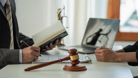 Assistance en matière juridique et fiscale